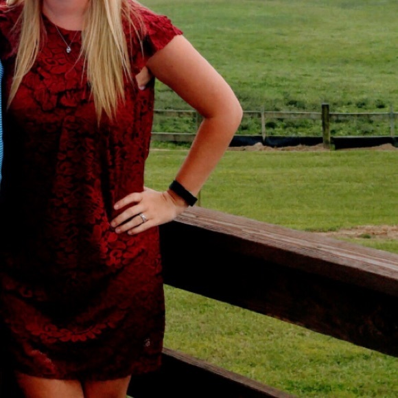 Burgundy Lace Dress - Picture 6 of 6